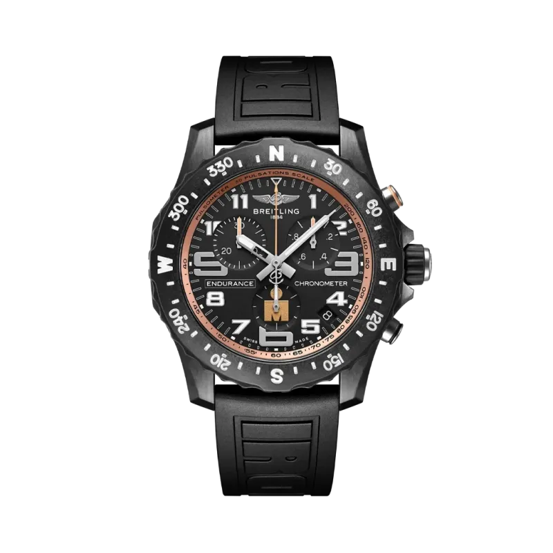 Breitling Endurance Pro 44 Ironman Finisher x823101b1b1s1 sporty herreklokke med quartzverk på 44 mm. Sort kasse, sort skive og sort gummirem. 