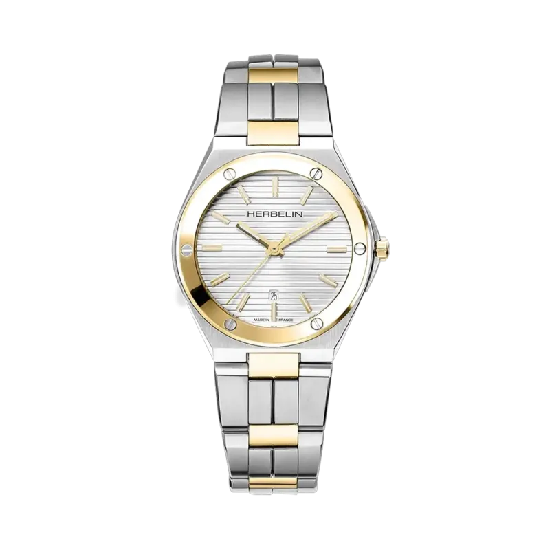Herbelin Cap Camarat 14545BT11N er en dameklokke i tofarget stål med hvit skive, lenke og quartzverk.