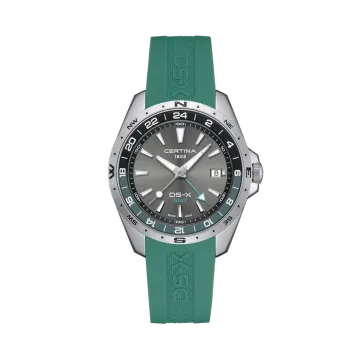 Certina DS-X GMT C047.452.17.081.00 herreklokke med grå skive, grønn gummirem, kasse i stål og GMT-funksjon.