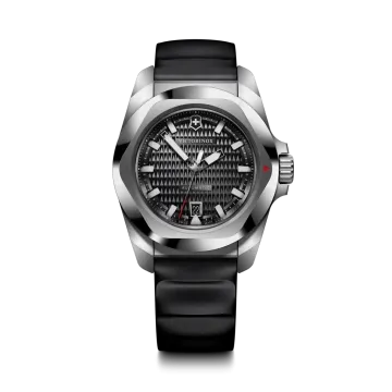 Victorinox I.N.O.X. Automatic herreklokke med sort skive, kasse i stål og gummirem. 200 meter vanntett.
